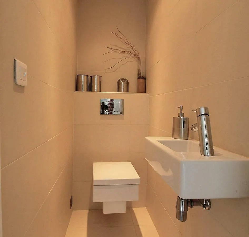 Lei Tapenie Par Dodo-A-Cassis Apartment