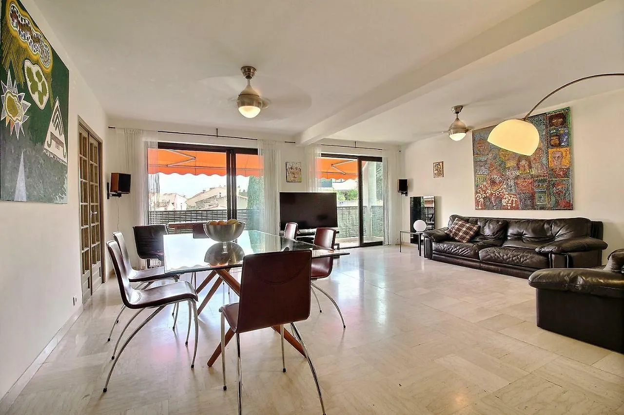 Lei Tapenie Par Dodo-A-Cassis Apartment France